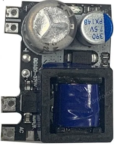 AC-DC buck module: 220V to 5V 700MA（solid state） isolating switching power supply module